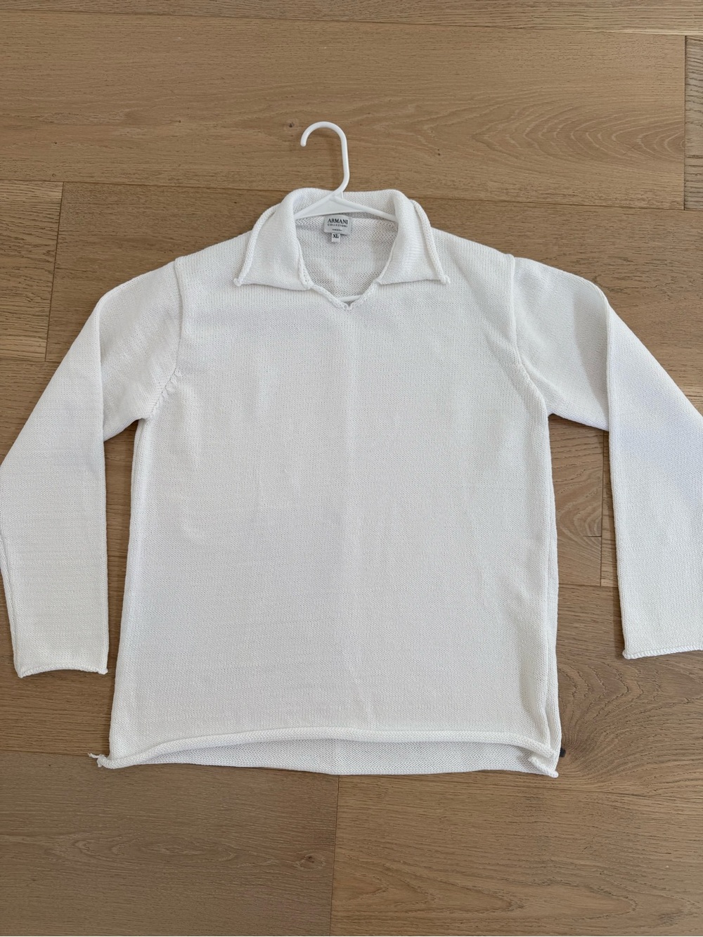 Armani Collezioni Cream Knit V-Neck Pullover